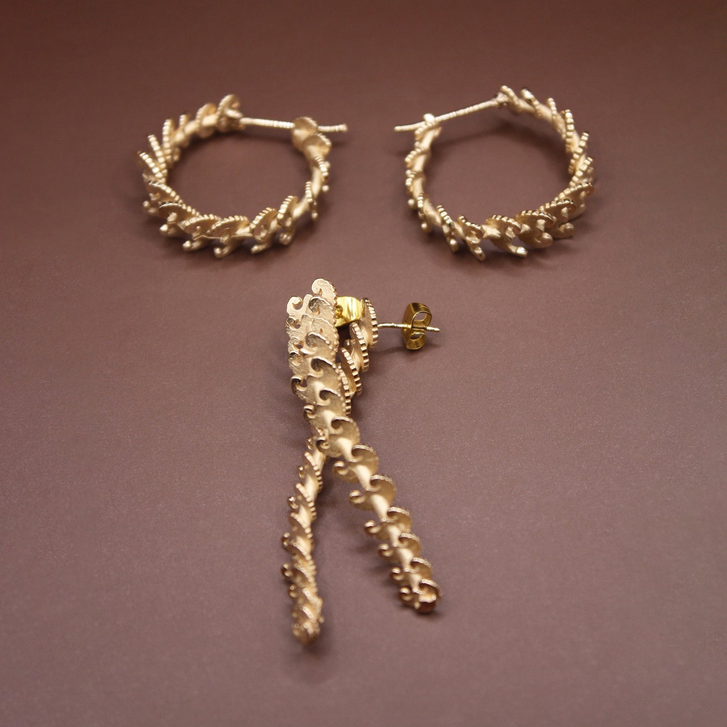 Orecchini a cerchio e pendenti rigidi "Scrigno Segreto"